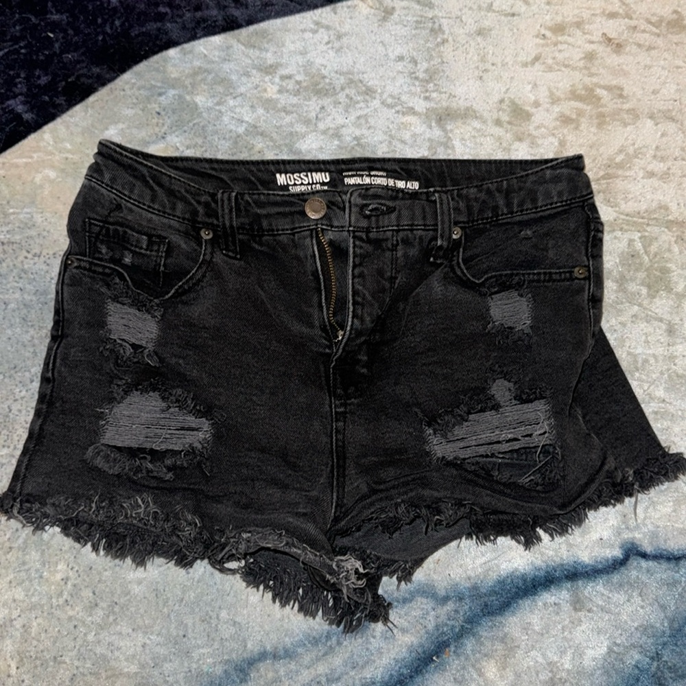 Mossimu Supply Co.  Size 6/28 Black Ripped jean shorts